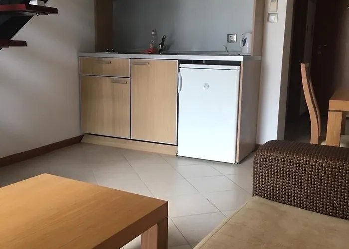 Daire Private Ravda-emerald *